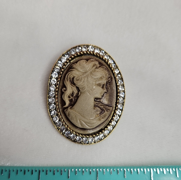 Women's Beauty Head Cameo Brooch Retro Style Pin Rhinestone Sparkling Gold Tone - Picture 5 of 6